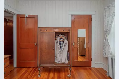 18 Ledyard Street, Newport, RI 02840 - Photo 28