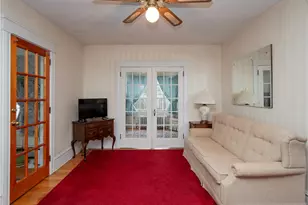 18 Ledyard St, Newport, RI 02840 - Photo 12