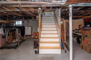 18 Ledyard St, Newport, RI 02840 - Photo 34