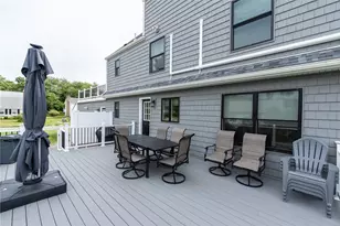 2 Bristol Rd, Narragansett, RI 02882 - Photo 18