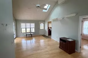 45 Sawyer Ave, Warwick, RI 02886 - Photo 16