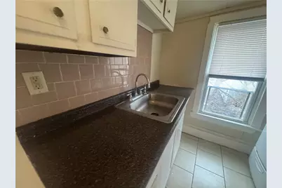 25 Wesleyan Avenue, Providence, RI 02907 - Photo 6