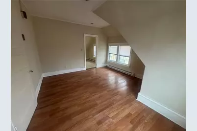 25 Wesleyan Avenue, Providence, RI 02907 - Photo 4