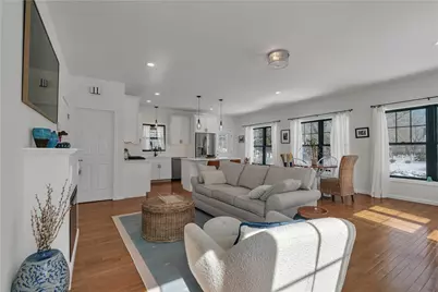 17 Wuddall Avenue, Warwick, RI 02889 - Photo 10