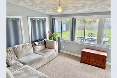 33 Rose Hill Drive, Cranston, RI 02920 - Photo 4