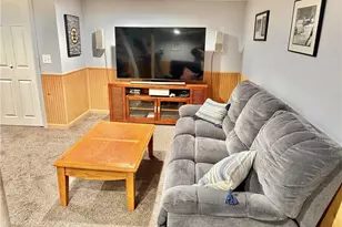 33 Rose Hill Dr, Cranston, RI 02920 - Photo 24