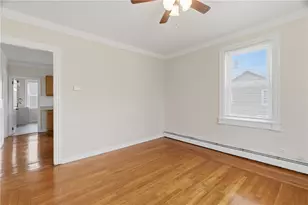 35 Gifford St, Providence, RI 02909 - Photo 16