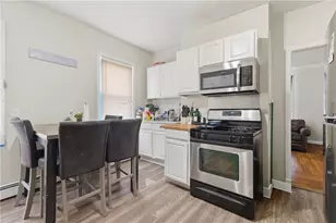 35 Gifford St, Providence, RI 02909 - Photo 4