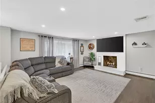 59 Bratt Ln, West Warwick, RI 02893 - Photo 4