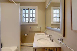 37 Barnes St, Providence, RI 02906 - Photo 28