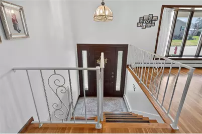 27 Wenscott Lane, North Providence, RI 02904 - Photo 16