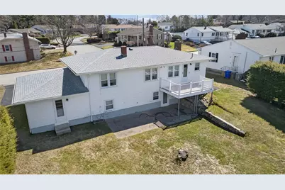 27 Wenscott Lane, North Providence, RI 02904 - Photo 4