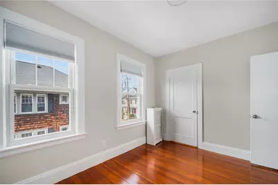 422 Wayland Avenue, Providence, RI 02906 - Photo 16