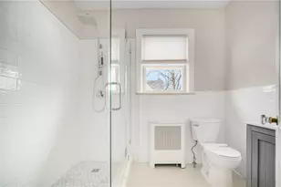 422 Wayland Ave, Providence, RI 02906 - Photo 22