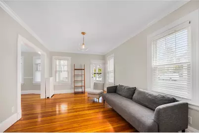 422 Wayland Avenue, Providence, RI 02906 - Photo 10