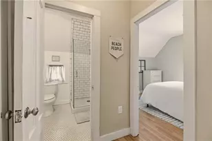 8 Carey St, Newport, RI 02840 - Photo 18