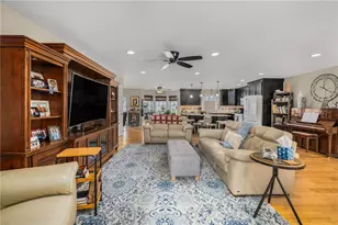 33 Abatecola Wy, Johnston, RI 02919 - Photo 6