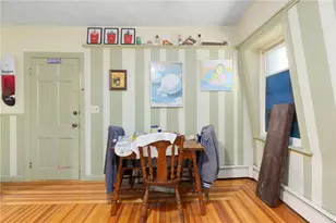 25 Kenyon St, Providence, RI 02903 - Photo 24