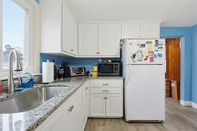 37 Knowles Drive, Warwick, RI 02888 - Photo 16