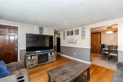 60 Ruskin Avenue, Woonsocket, RI 02895 - Photo 4