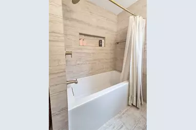 10 Brayton Avenue, East Providence, RI 02916 - Photo 14