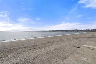 385 Park Ave, Portsmouth, RI 02871 - Photo 12