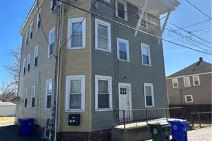 29 Prospect St, Bristol, RI 02809 - Photo 1