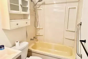 738 Forest Ave Mobile Home Park, Middletown, RI 02842 - Photo 10