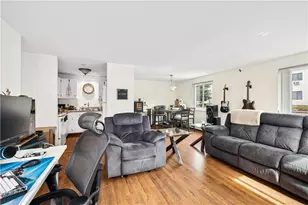 66 Girard Ave, Newport, RI 02840 - Photo 6