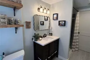 118 Wentworth Ave, Cranston, RI 02905 - Photo 8