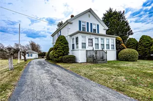 546 Jepson Ln, Middletown, RI 02842 - Photo 1