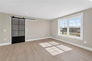 250 Fountain Ave, Johnston, RI 02919 - Photo 14