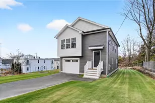 250 Fountain Ave, Johnston, RI 02919 - Photo 18