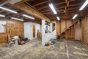 930 East Ave, Burrillville, RI 02858 - Photo 20