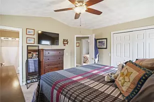 27 Remington Farm Dr, Coventry, RI 02816 - Photo 20