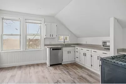 123 Radcliffe Avenue #3rd floor, Providence, RI 02908 - Photo 4