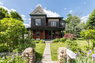 43 Avondale Road, Westerly, RI 02891 - Photo 2