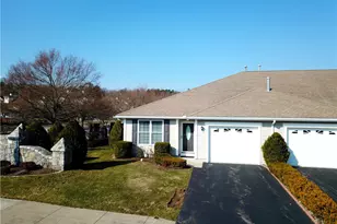 101 Village Green Cir, Coventry, RI 02816 - Photo 32
