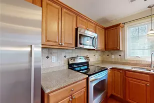 101 Village Green Cir, Coventry, RI 02816 - Photo 6