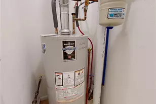 101 Village Green Cir, Coventry, RI 02816 - Photo 28