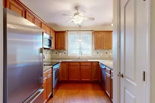 101 Village Green Cir, Coventry, RI 02816 - Photo 4