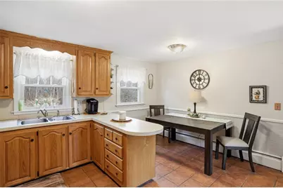 81 Orchard Drive, Cumberland, RI 02864 - Photo 4