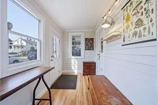 27 Barney St, Warren, RI 02885 - Photo 16