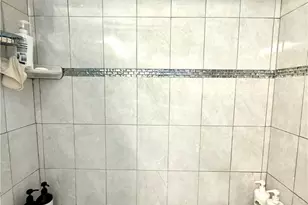 95 Dixon St, Providence, RI 02907 - Photo 14