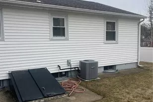 33 Van Buren St, Warwick, RI 02888 - Photo 10