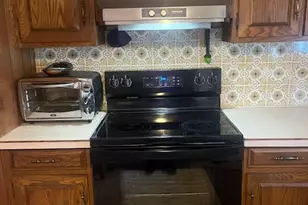 33 Van Buren St, Warwick, RI 02888 - Photo 14