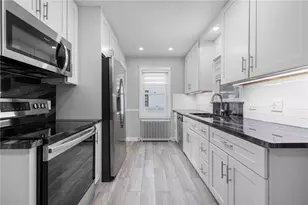 5 Holten Ave, Newport, RI 02840 - Photo 1