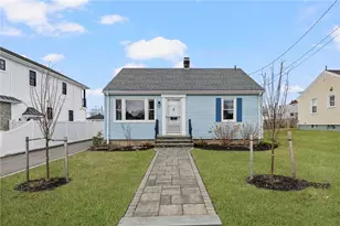 5 Holten Ave, Newport, RI 02840 - Photo 2