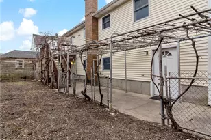 101 Gooding Street St, Pawtucket, RI 02860 - Photo 22