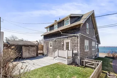 115 Washington Street, Newport, RI 02840 - Photo 32